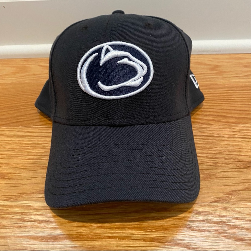 LIKE NEW New Era Penn State Fitted Hat
